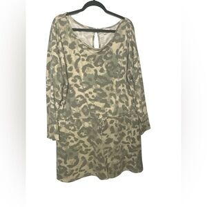 New Directions Long Sleeve Scoop Neck jumper shorts